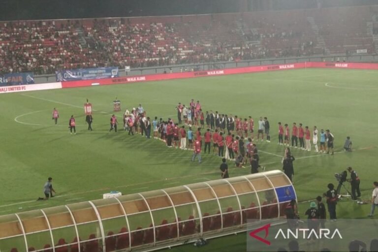 Perpisahan Bali United dengan Stefano Cugurra: Kenangan dan Harapan Baru