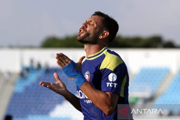 Arema: Mengubah Laga Melawan Persib Menjadi Momen Kebangkitan